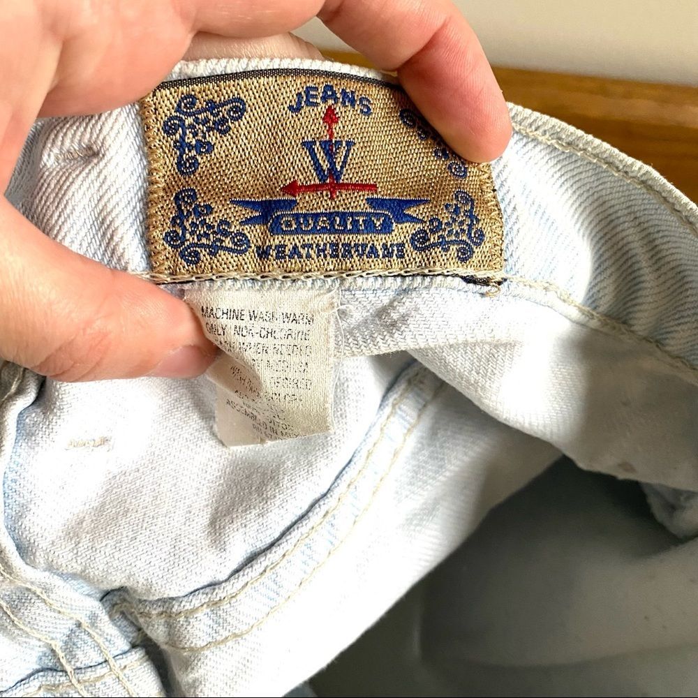 Weathervane Mom Shorts